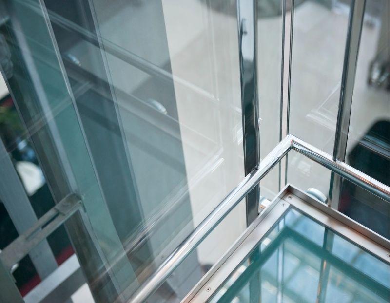 Kiedy warto zdecydować się na montaż windy panoramicznej?